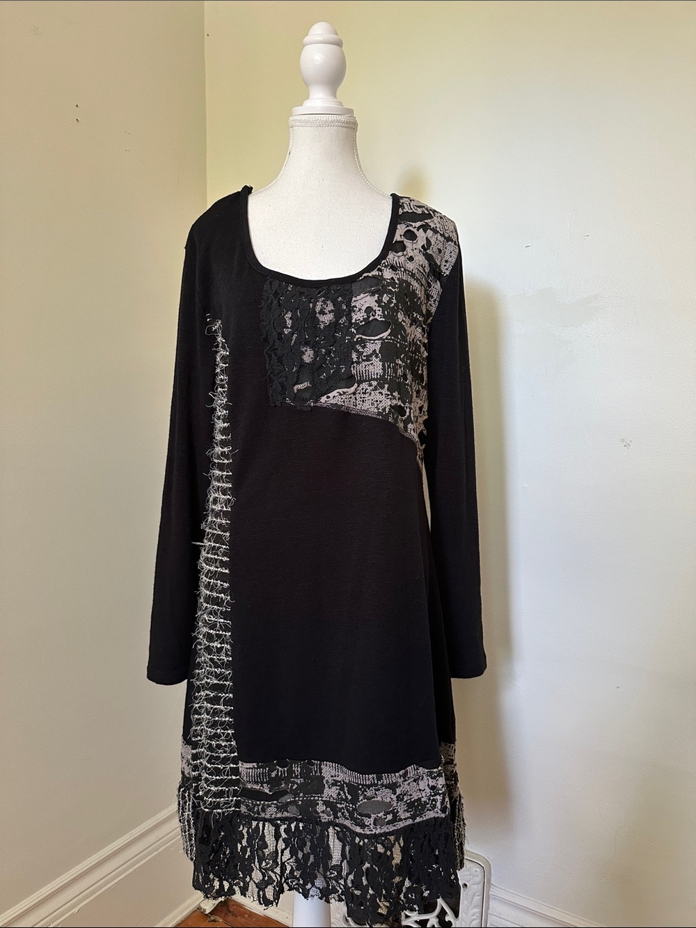 NWT MINKAS Art to Wear Mixed Fabric Lace Fringe Long Sleeve Midi Dress Large